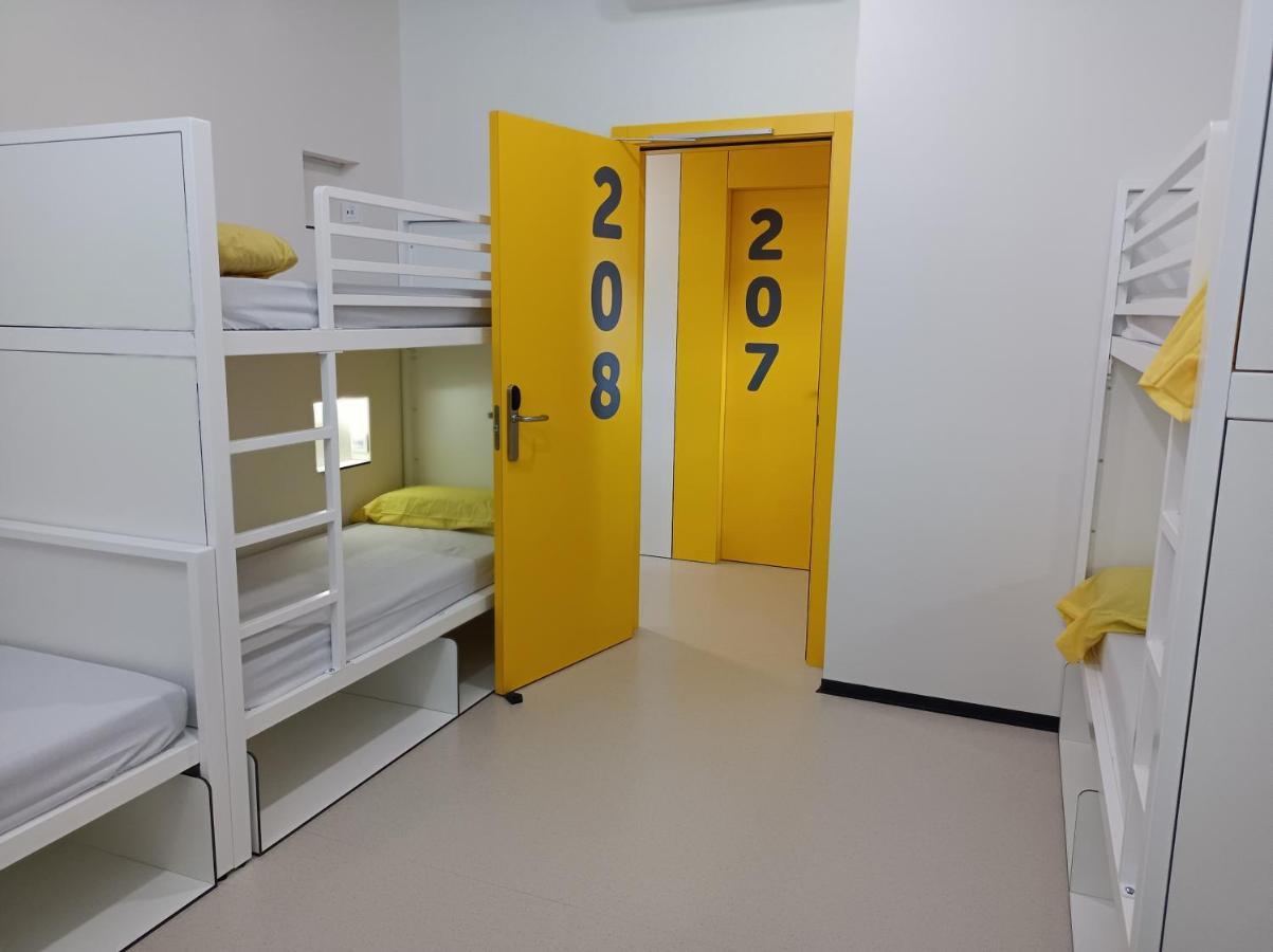 Hostel Xanascat *
